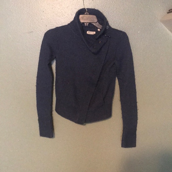 Blue Short Torso Sweater with zipper - Picture 2 of 3